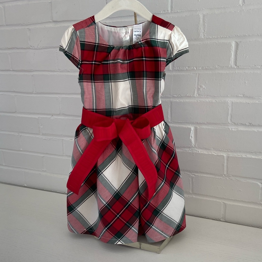 Girls Carter's Size 4 Red And Green Plaid Short Sleeve Christmas Dress With Bow